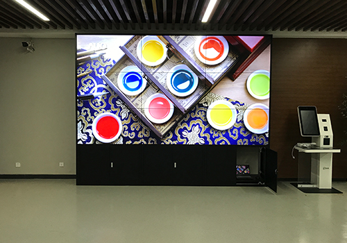 陜西西安外國語大學圖書館